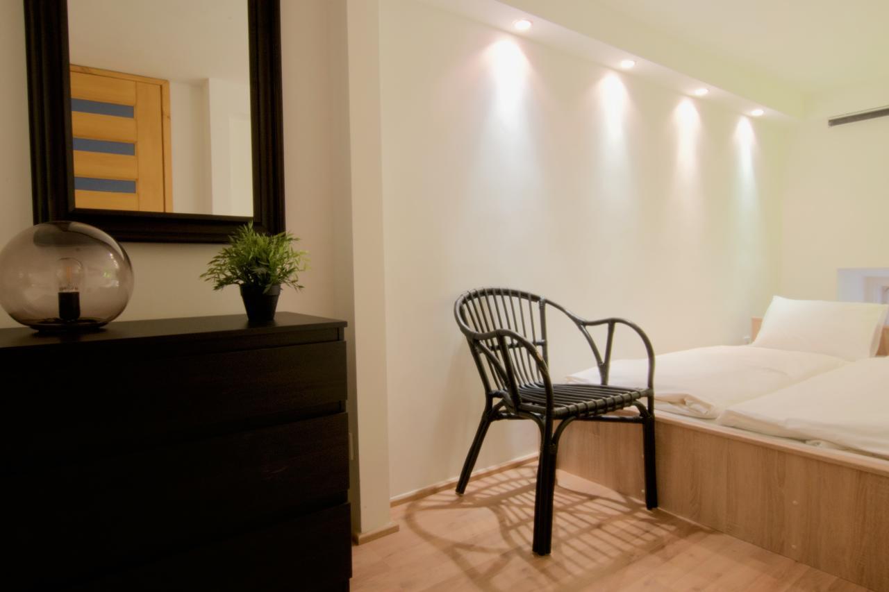 Standard Apartment By Hi5 - Terez 29 Boedapest Buitenkant foto