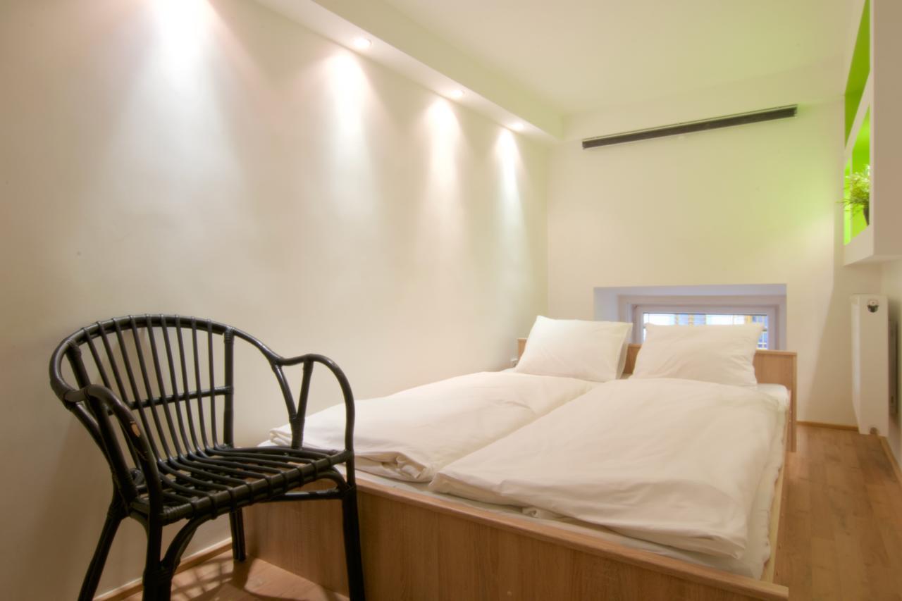 Standard Apartment By Hi5 - Terez 29 Boedapest Buitenkant foto